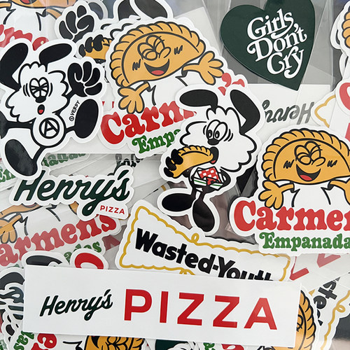 VerdyGirlsDontCry防水贴纸