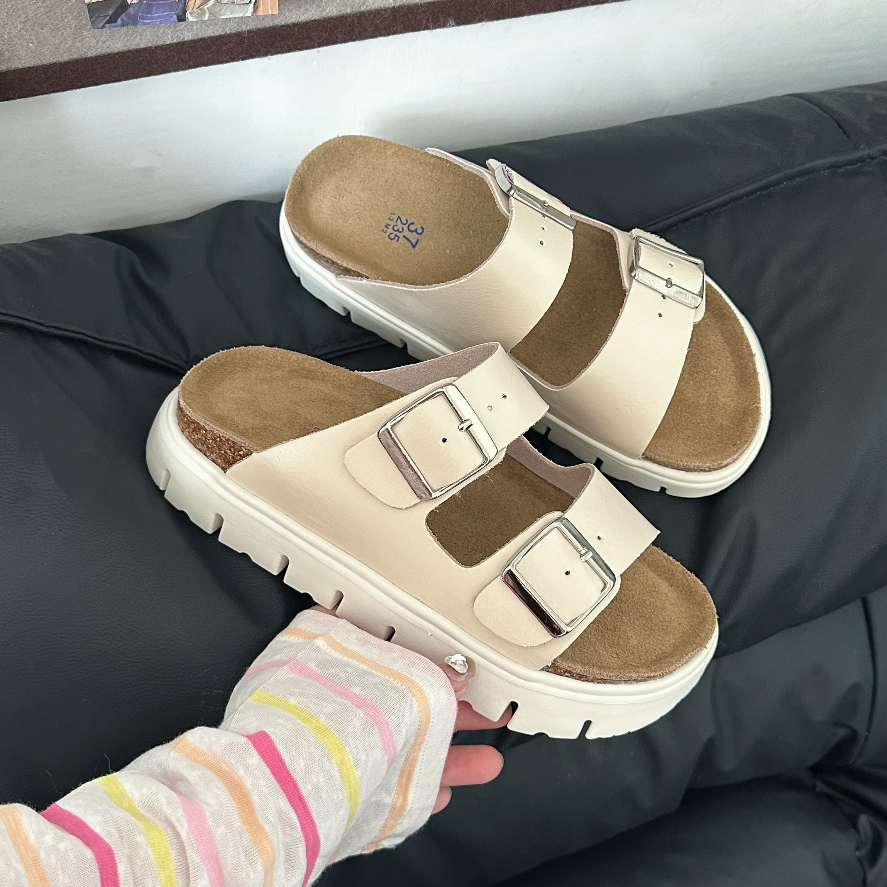 2026新款厚底勃肯凉拖鞋女夏季外穿真皮百搭复古软木增高一字拖