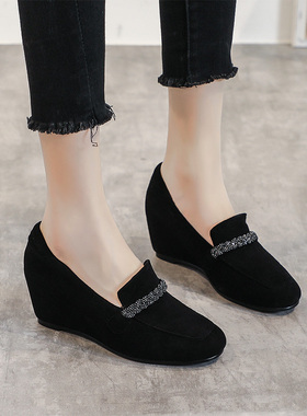 内增高女鞋春秋2026新款百搭一脚蹬小皮鞋深口磨砂真皮坡跟单鞋女