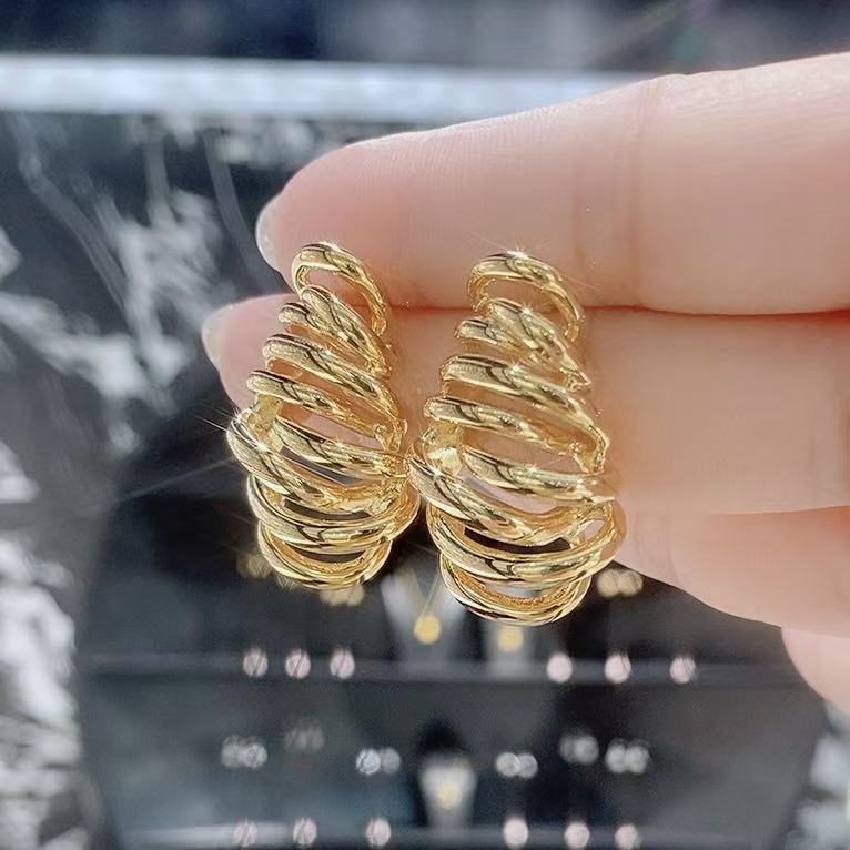 新款高级感小众设计款牛角包耳钉耳饰925银针