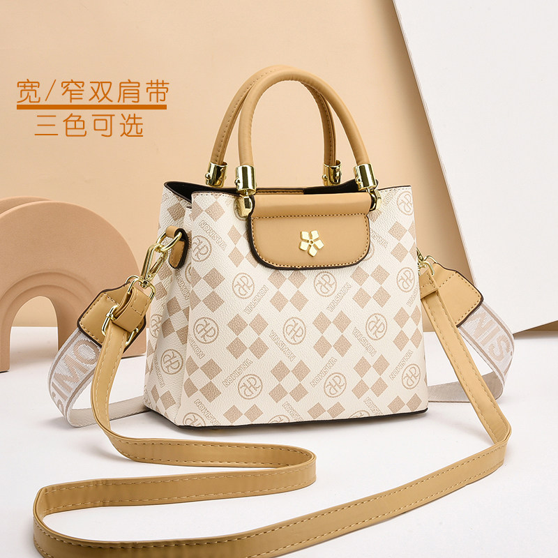 宽窄两条肩带女包斜挎包小方格