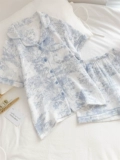 Сине-белая хлопковая марлевая тонкая свежая летняя пижама, короткий рукав
