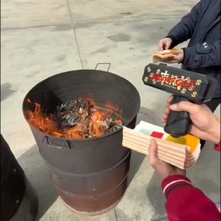 儿童玩具喷钞机喷钱枪拍照氛围感游戏道具抢2026马年电动送钱神器