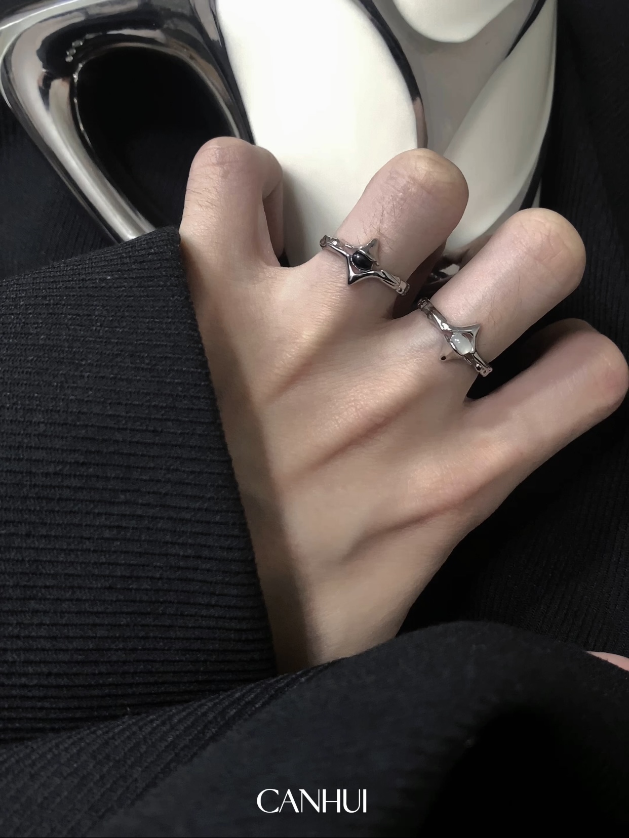 男女小众星芒黑白月光开口戒指