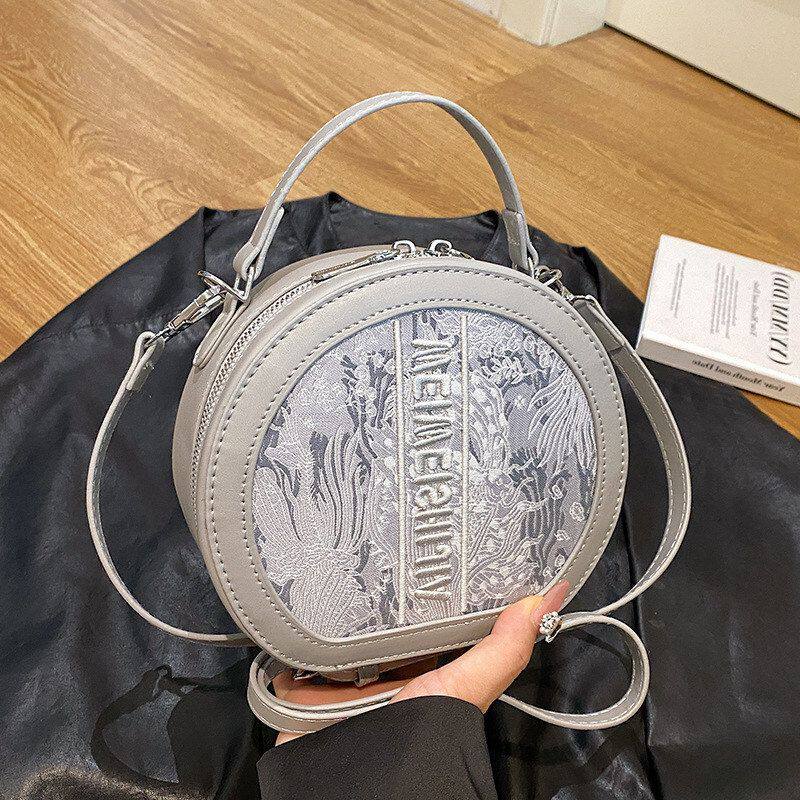 时尚斜挎包流行手提小包包2026夏天爆款今年女新款小圆包百搭超火