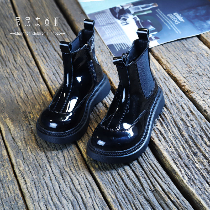 儿童马丁靴英伦风亮皮短靴子黑色