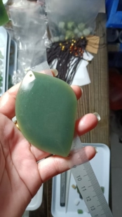和田玉刮痧板天然玉石脸部专用面部提拉紧致肩颈背部头眼全身通用