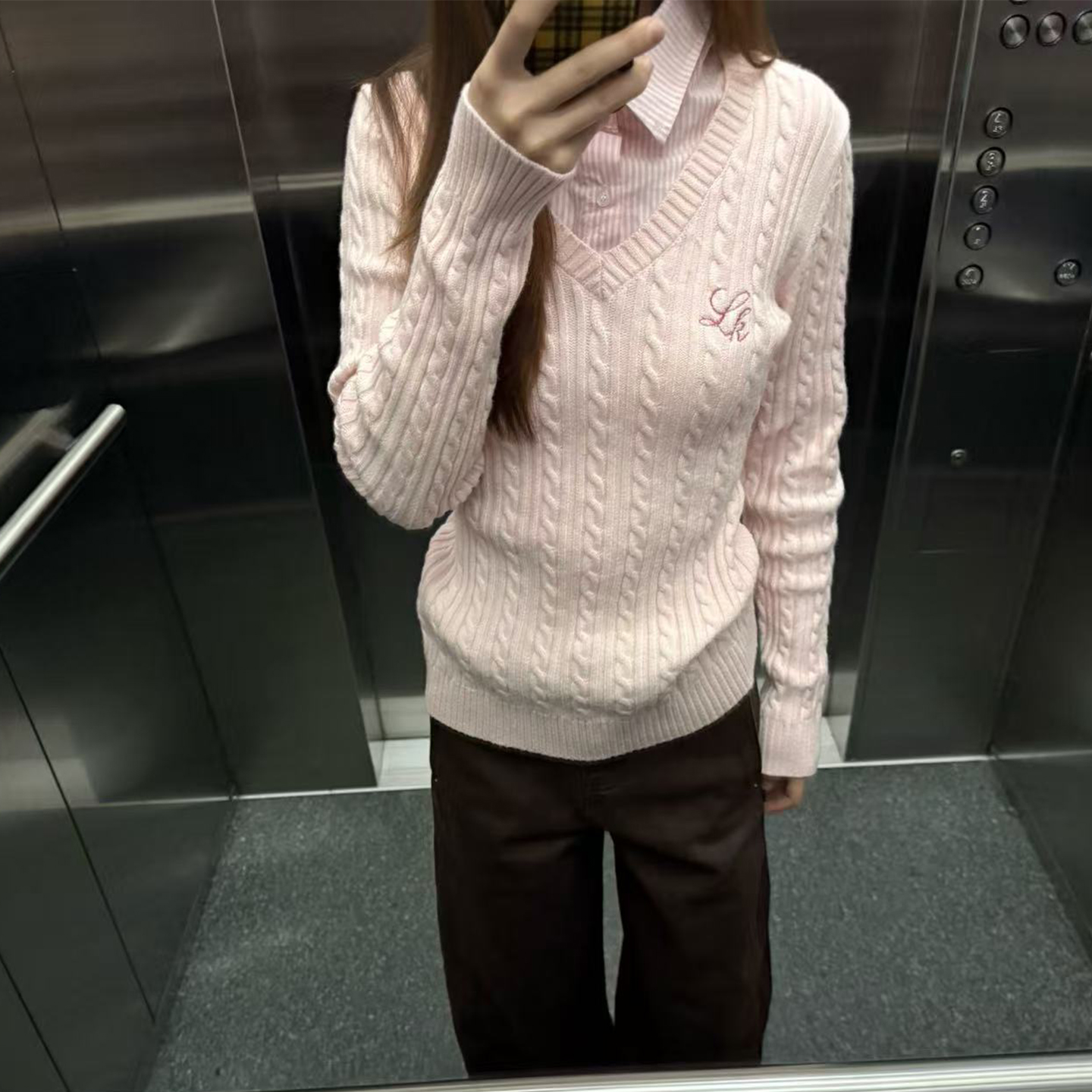 LK STORE LKOD2025条纹衬衣领LK字母毛衣v领假两件长袖针织女款