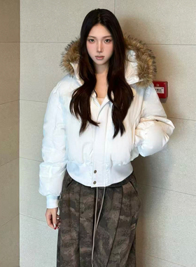 LK STORE LKOD新款短款毛领刺绣字母加厚修身女辣妹白色棉服外套