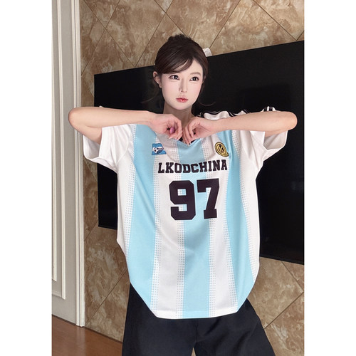 透气刺绣足球图案潮牌T恤