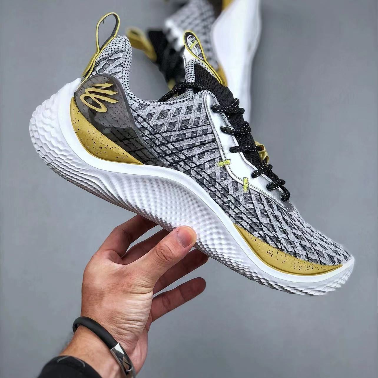 Under Armour Curry10正品安德玛库里10透气实战篮球鞋 家族荣光