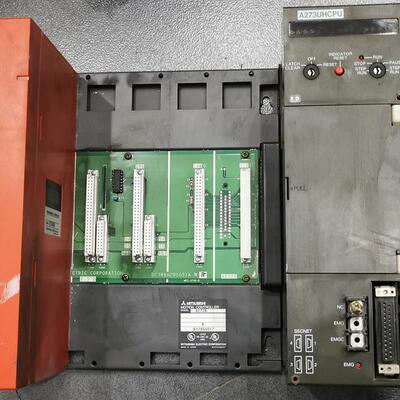 * A273UHCPU A273EX PLC模块 原装二手现货