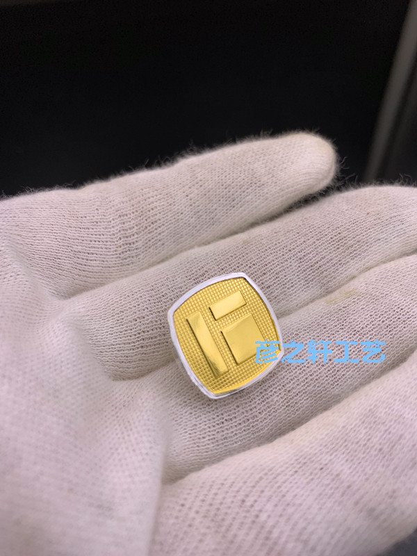 纯金泰康徽章泰康司徽5克纯银带1克纯金徽章定制定做现货
