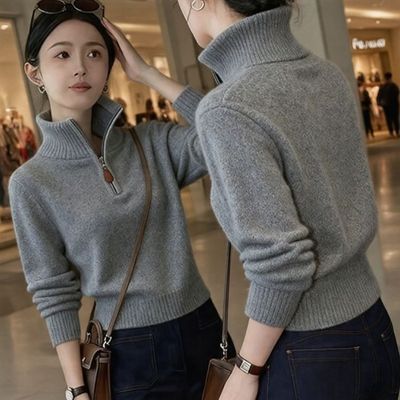 高级感灰色半拉链高领针织打底衫女秋冬新款时尚软糯单穿毛衣上衣