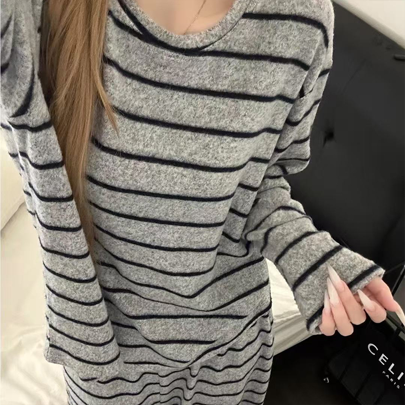德绒睡衣女款秋冬季长袖简约条纹