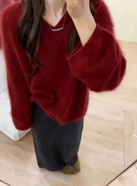 新年红色穿搭v领毛衣女秋冬高级感宽松加厚奶fufu软糯针织衫上衣