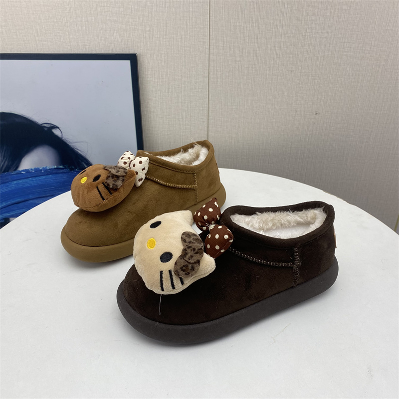 冬季加绒保暖防滑女雪地靴