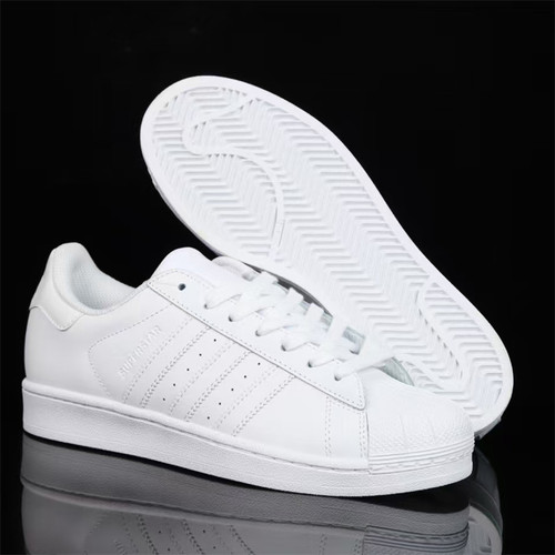 Adidas/阿迪达斯 三叶草 SUPERSTAR J 低帮贝壳头休闲板鞋 EF5399