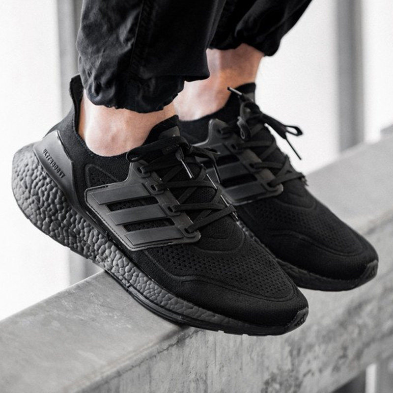 adidas/阿迪达斯ultra boost ub21 黑武士运动耐磨跑步鞋 fy0306