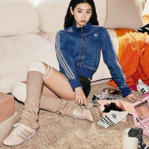 Adidas/阿迪达斯 三叶草 Taekwondo Jennie 拳击薄底 板鞋 JS0304