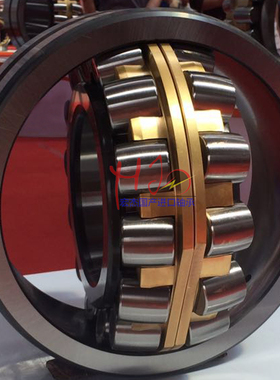 瓦房店调心滚子轴承22256 22260 22268 22205 22308 309CA/CC/W33