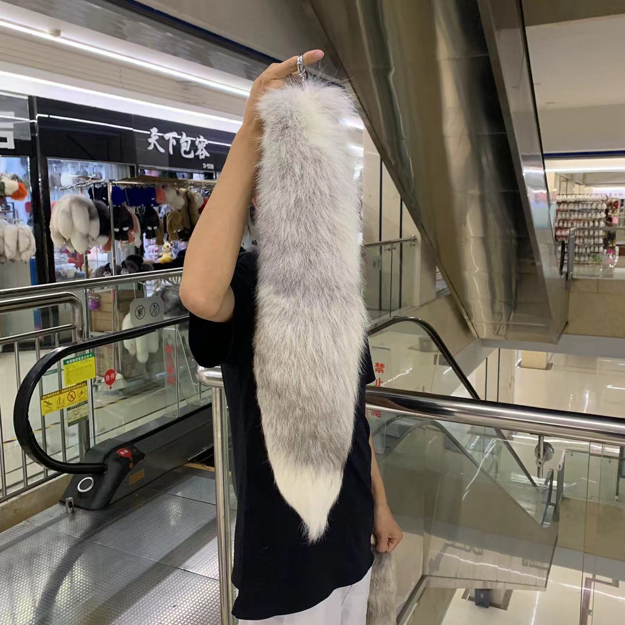 真狐狸毛大尾巴汽车钥匙扣挂件个性简约高档毛绒包包挂饰cos腰饰