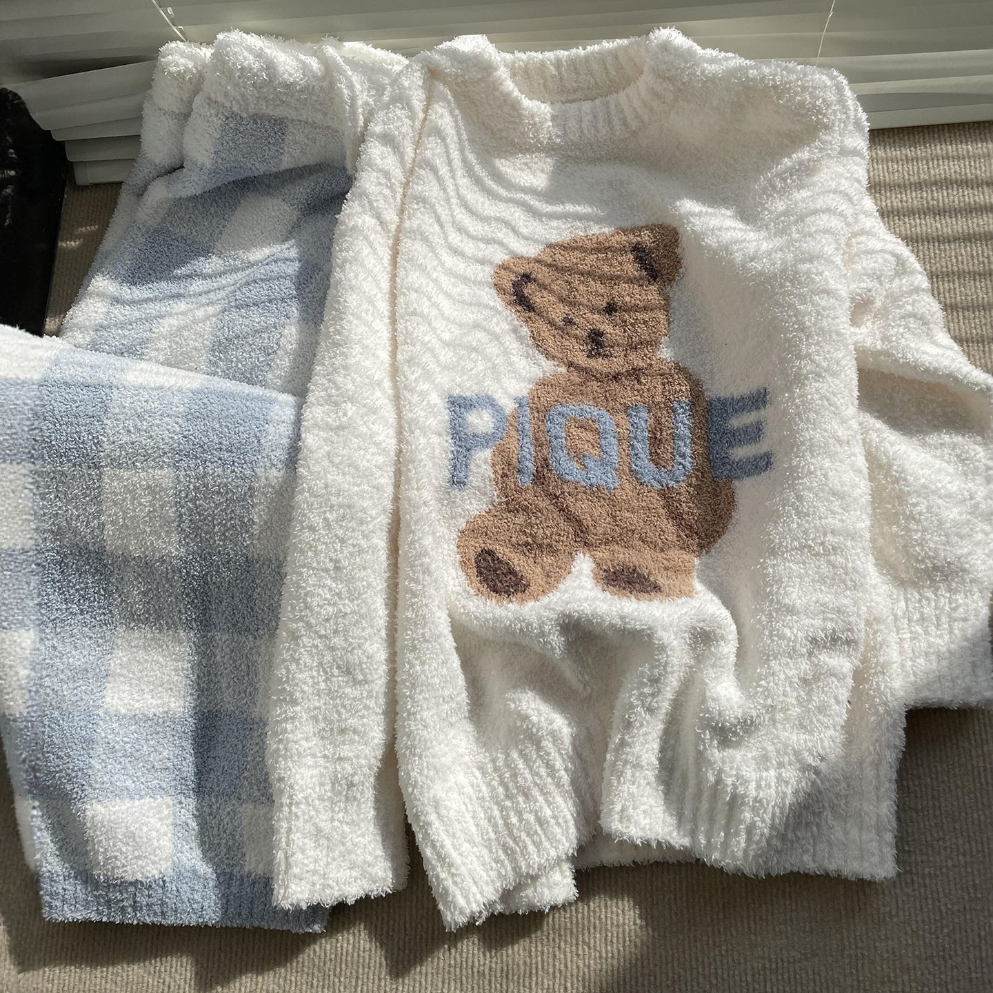 可爱小熊冬天半边绒睡衣女春秋冬季2025新款加绒加厚珊瑚绒家居服