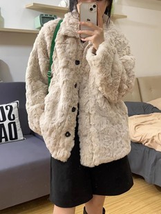 环保兔毛皮草外套女冬2025新款宽松加厚小个子羊羔毛毛绒短款大衣