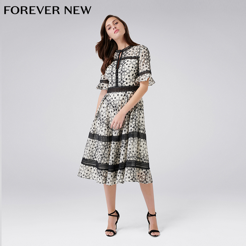 FOREVER NEW 2018´ºÏÄÁ¬ÒÂȹ Ô²ÁìÎå·ÖºÉÒ¶ÐäïοհÙñÞȹ DRZ8632