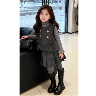 女童冬季套装2026新款儿童韩系巨好看秋洋气女宝马甲百褶裙冬装
