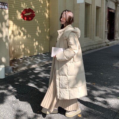 长款连帽羽绒服女2025年