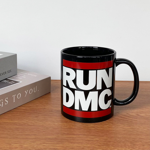 美国黑人说唱乐队RUN 怀旧水杯子咖啡杯 DMC陶瓷马克杯经典