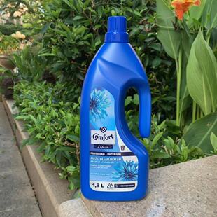 越南进口金纺柔顺剂护衣香氛花香1.8L兰花comfort浓缩持久留香