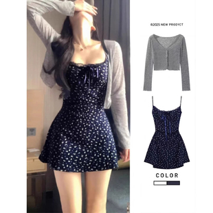 蓝色碎花吊带连衣裙小个子女夏季高级感纯欲甜美复古掐腰包臀短裙