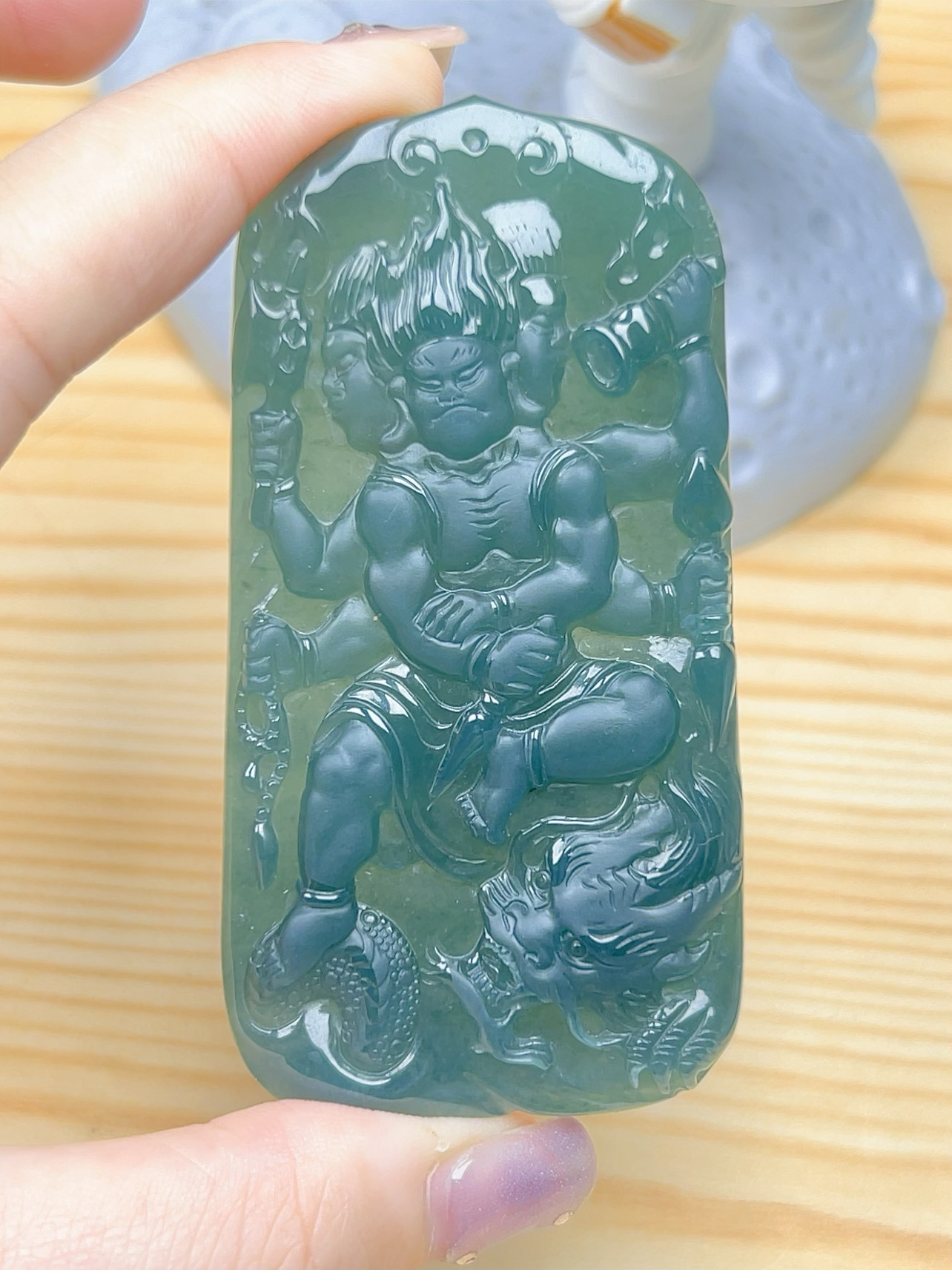 缅甸天然a货翡翠老坑冰透精雕御龙不动明王菩萨吊坠挂件玉石玉牌