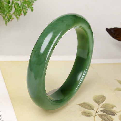 正品和田玉细腻出油老料碧玉手镯玉镯子 内径56.5mm 重59.48克