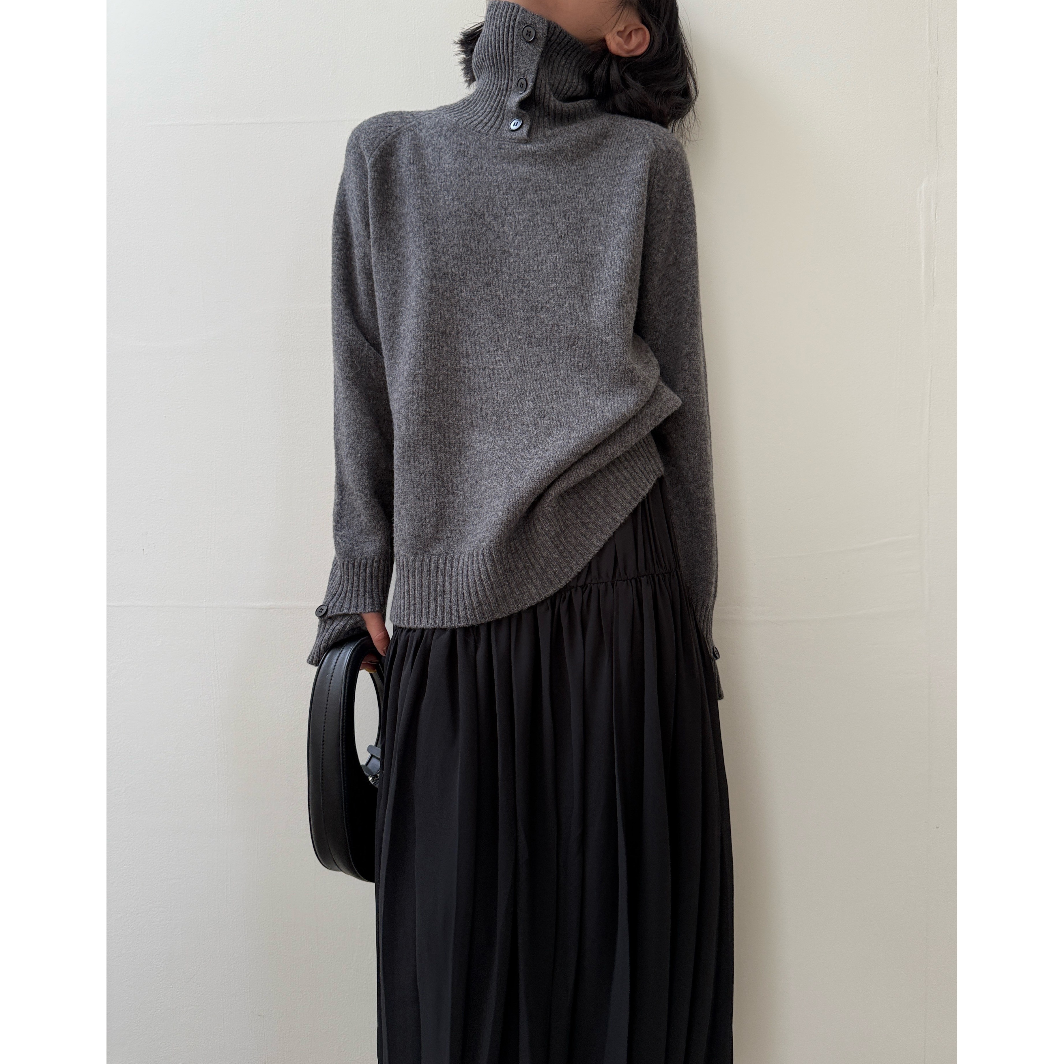 拖延症 / 全羊毛复古高领毛衣 袖口纽扣设计高级感满满 黑标款,女装/女士精品,毛针织衫,淘宝优惠券,粉丝福利购,淘宝优惠卷