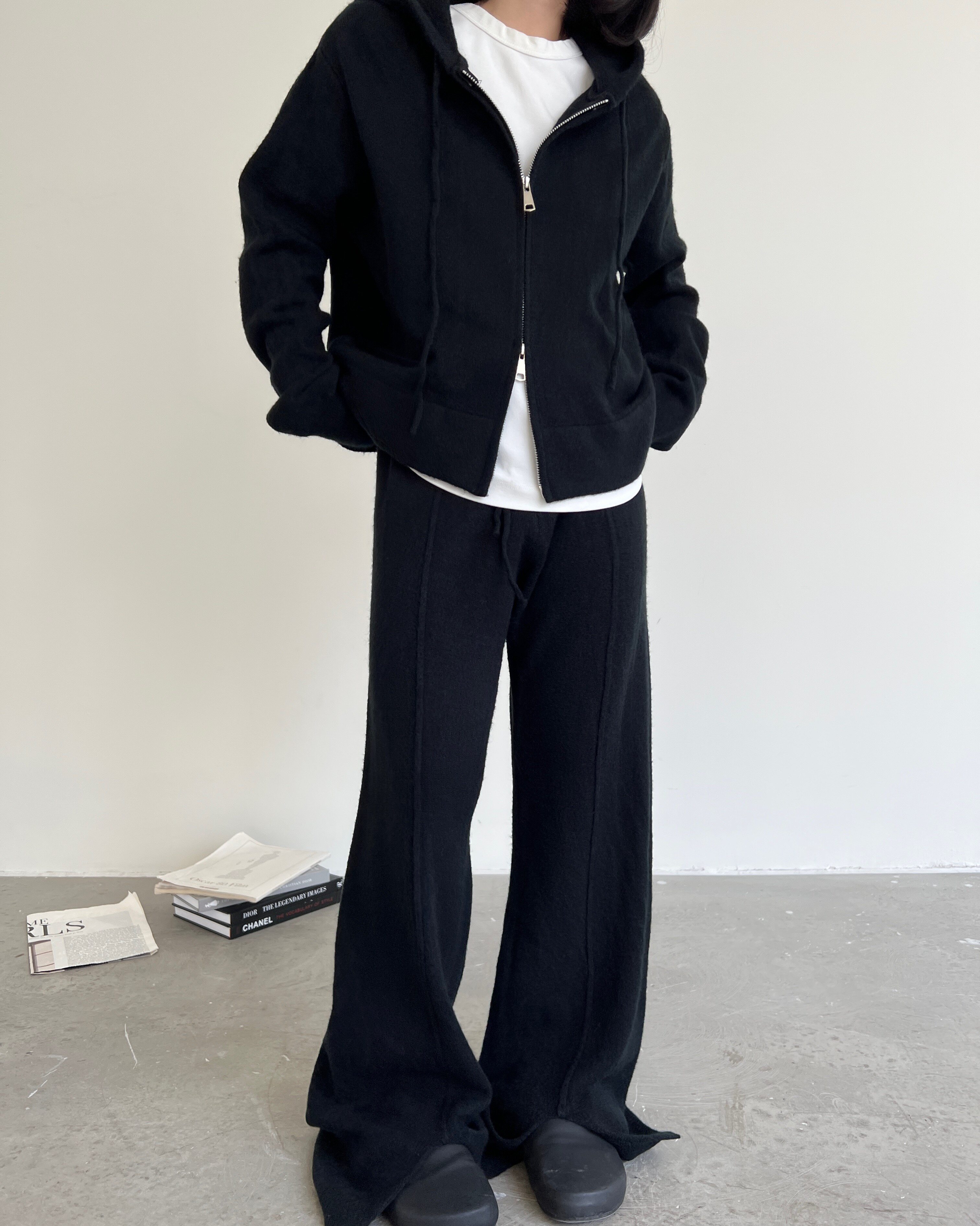 拖延症 / 慵懒感针织套装女 连帽短款毛衣长裤休闲阔腿裤两件套