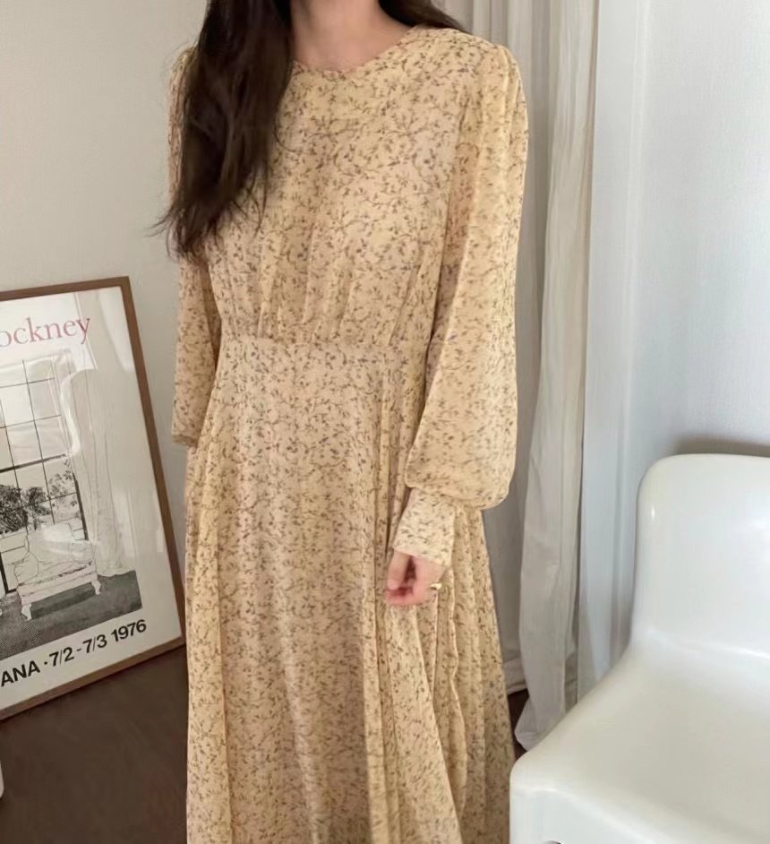 holy韩系chic圆领收腰显瘦泡泡袖碎花长裙甜美清新连衣裙设计感