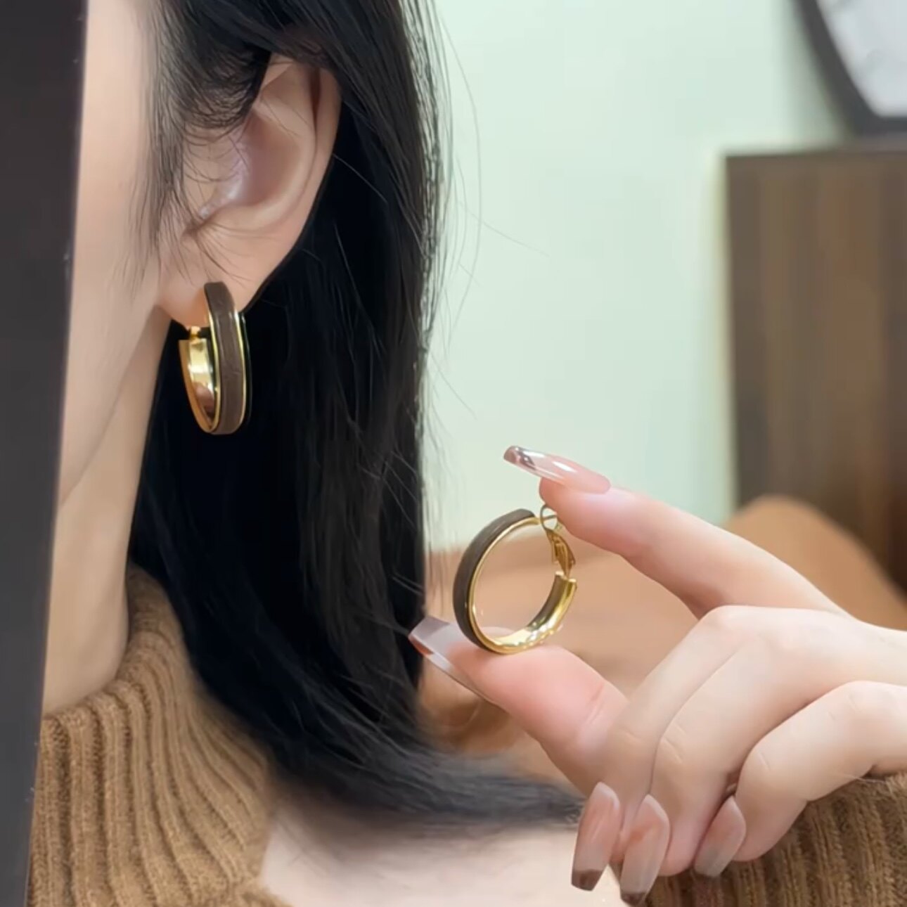 简约小香菱格宽面金色耳圈女夏天高级感素圈耳环气质夸张个性耳饰