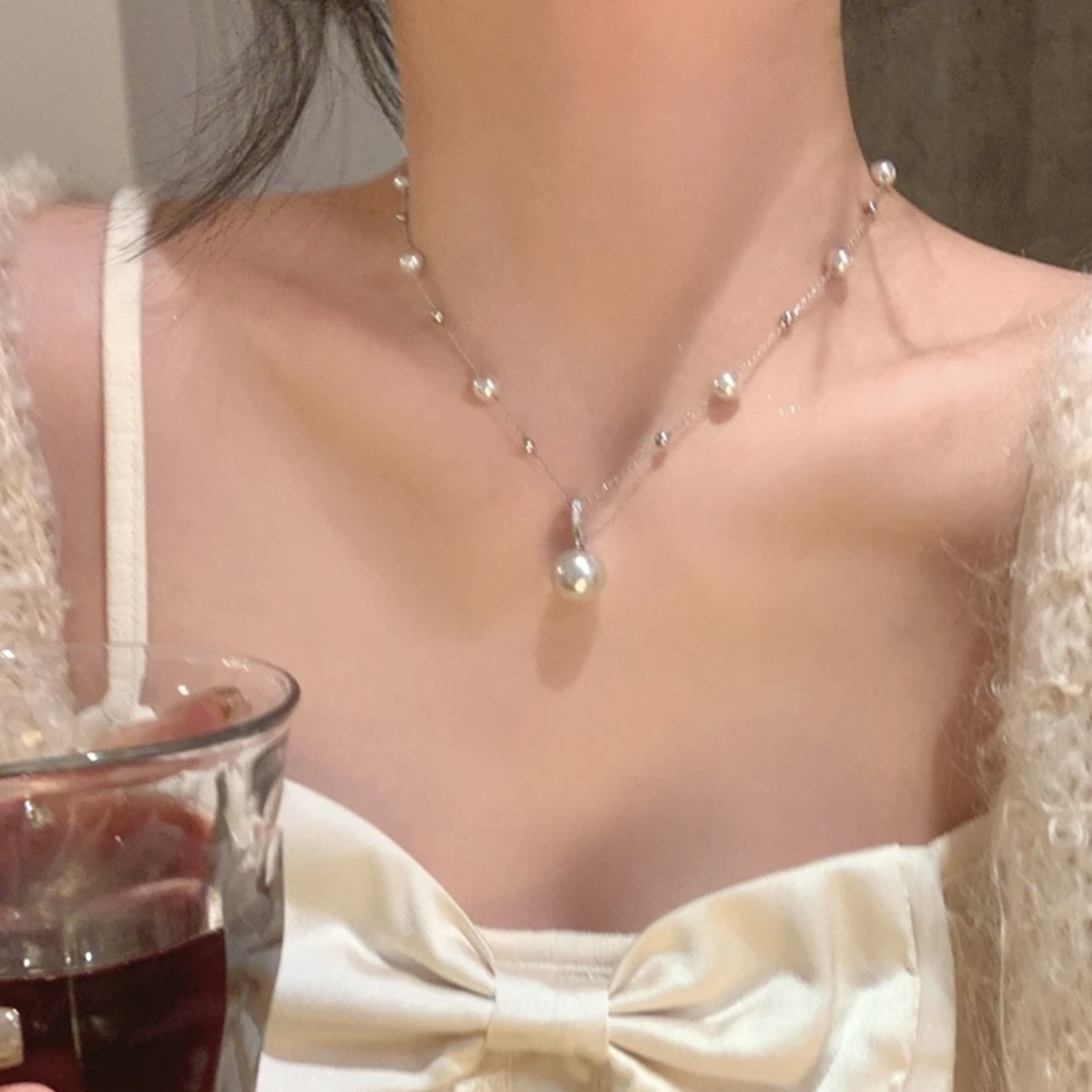 铜合金仿珍珠项链春夏曼塔玫瑰满天星珠珠项链女轻奢锁骨链颈链