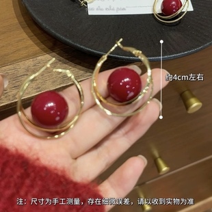 过年戴的红色耳钉女大珠珠夸张复古耳环2025年新款爆款轻奢高级感