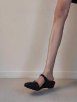 A trendy, retro and simple, one-legged, half-slipper for women's 2026 summer style, wearing outside and increasing height inside, casual cool slippers thumbnail 3
