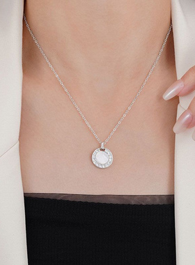 法式复古锆石圆牌项链