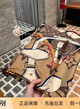 Louis Vuitton/路易威登新款LV女士经典老花围巾丝巾大方巾M76202