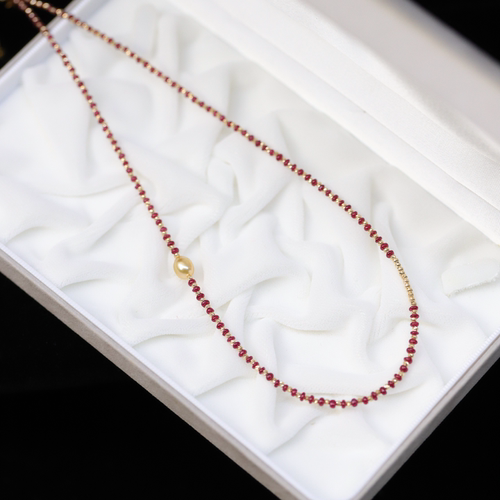 珍珠与宝石项链的搭配