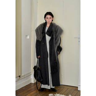 《旧书扉页》冬季重工质感狐狸毛领可拆卸披肩羊毛双面呢大衣外套