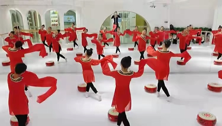 六一儿童演出服古典舞水袖楚鼓声声踏鼓汉唐相声歌红色舞蹈服民族