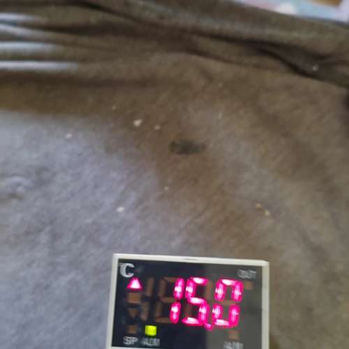 omRon温控继电器E5CSZ一R1T，100一240V，只