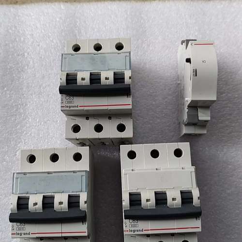 罗格兰（朗）隔离开关？XG3，C63A的，403697，拆机